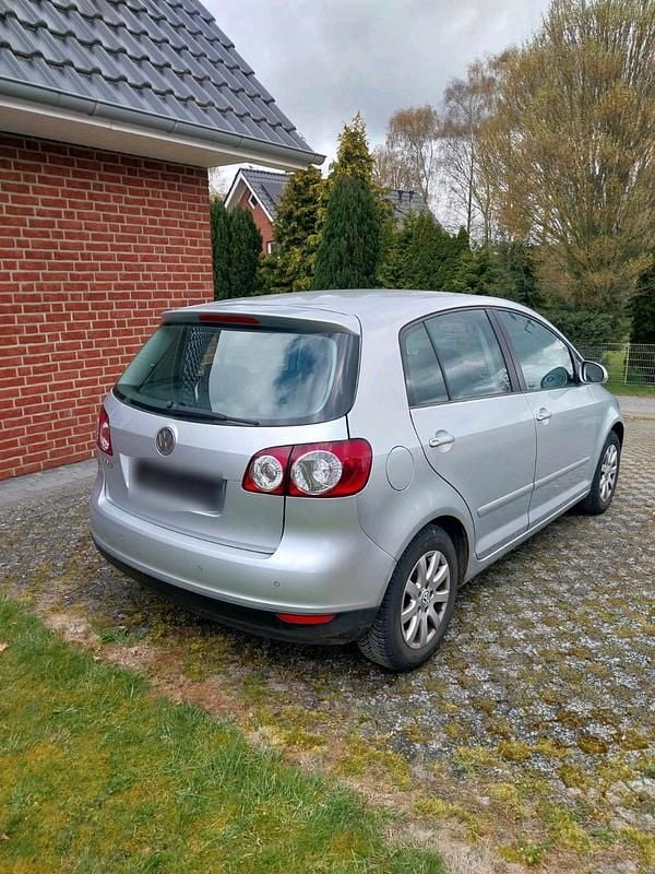 Gebraucht VW Golf IV 75 PS (55 kW) 2005 Silber Kleinwagen