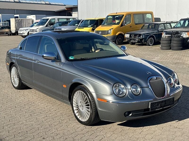 Grau Gebraucht 2005 Jaguar S-Type S Limousine | 7.950 € (Teuer) - Bild 1/4