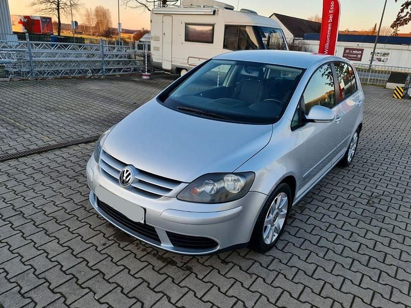 Silber Gebraucht 2005 VW Golf Sportline Limousine | 2.699 € (Guter Preis) - Bild 1/4