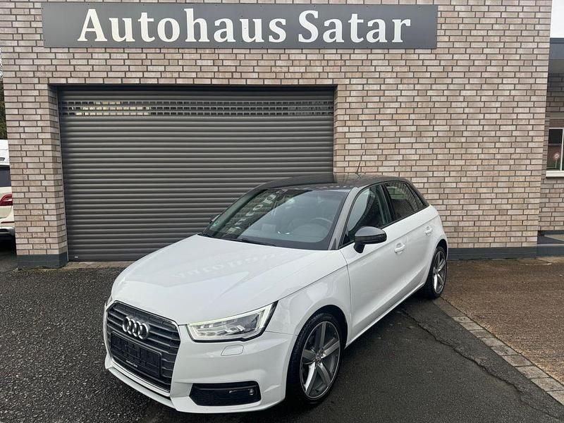 Weiß Gebraucht 2017 Audi A1 Sportback S-Line Kleinwagen | 13.498 € (Fairer Preis) - Bild 1/4