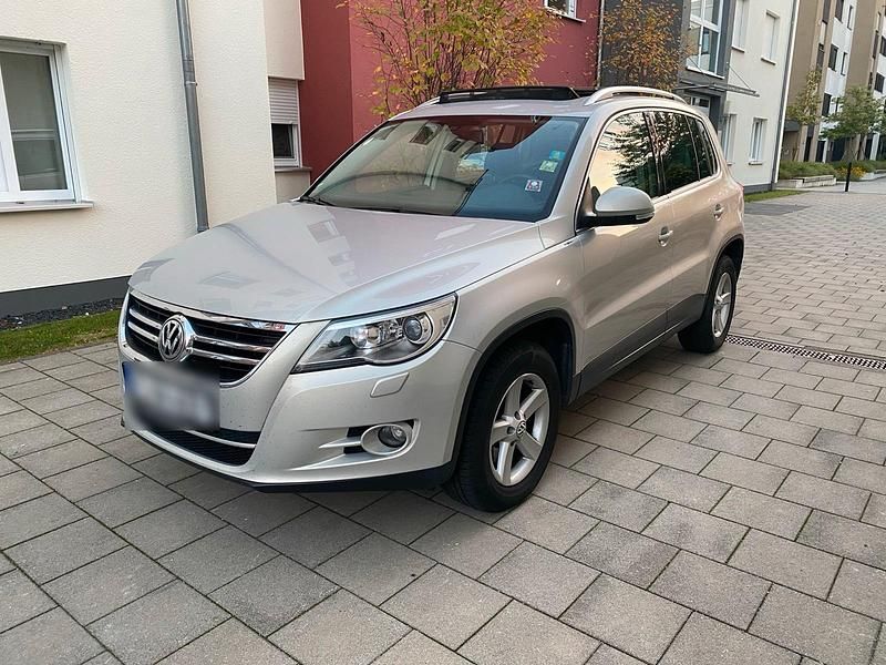 Gebraucht VW Tiguan 200 PS (147 kW) 2008 Silber SUV