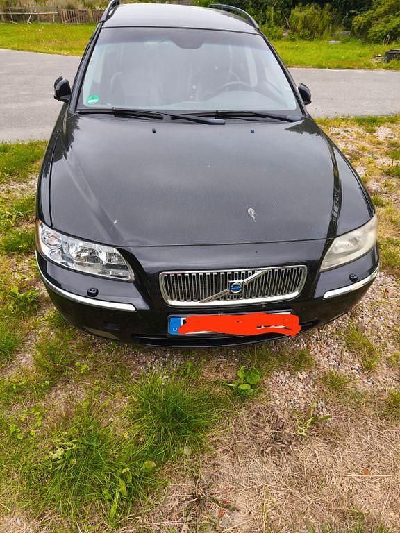 Schwarz Gebraucht 2005 Volvo V70 Kombi | 1.600 € (Superpreis) - Bild 1/4
