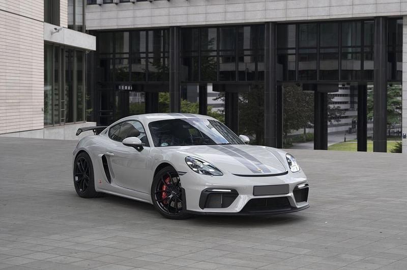 Grau Gebraucht 2020 Porsche Cayman GT4 Coupé | 109.982 € (Etwas zu teuer) - Bild 1/4