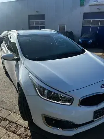 Gebraucht Kia Ceed Sportswagon 120 PS (88 kW) 2016 Weiß Kombi