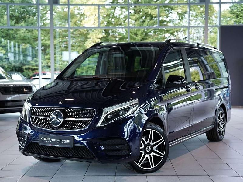 Blau Gebraucht 2020 Mercedes V300 Avantgarde Edition Van / Kleinbus | 57.900 € (Fairer Preis) - Bild 1/3