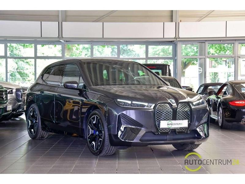 Gebraucht BMW iX 239 kW (326 PS) 2022 Sophistograu brillanteffekt me SUV
