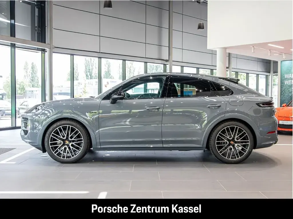 Neu Porsche Cayenne Black Edition 470 PS (345 kW) 2026 Grau SUV