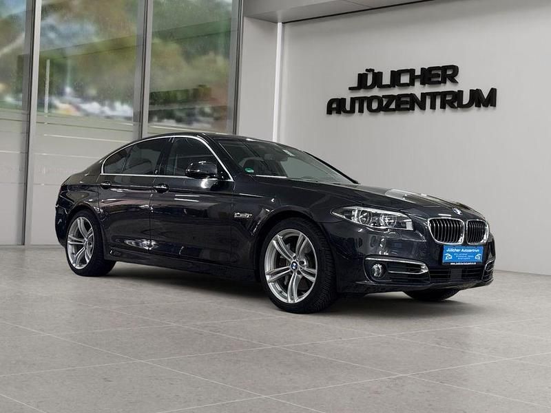 Grau Gebraucht 2015 BMW 528 Comfort Edition Limousine | 18.490 € (Fairer Preis) - Bild 1/4