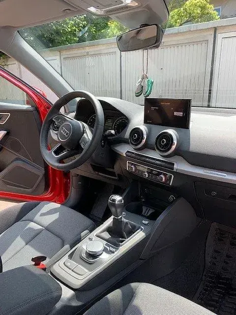 Gebraucht Audi Q2 150 PS (110 kW) 2024 Rot SUV