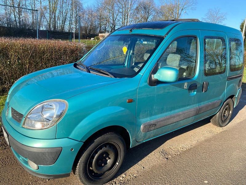 Grün Gebraucht 2003 Renault Kangoo Kombi | 2.399 € (Etwas zu teuer) - Bild 1/4