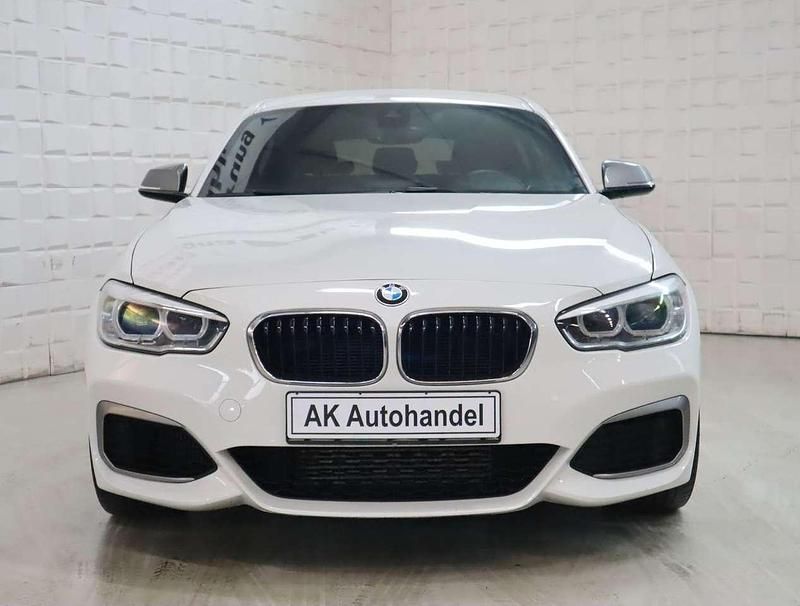 Gebraucht BMW 135 326 PS (239 kW) 2016 Alpinweiss iii uni Kleinwagen