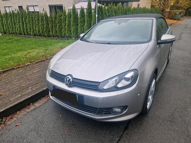 Silber Gebraucht 2016 VW Golf Cabriolet Cabrio | 14.000 € (Etwas zu teuer) - Bild 1/4