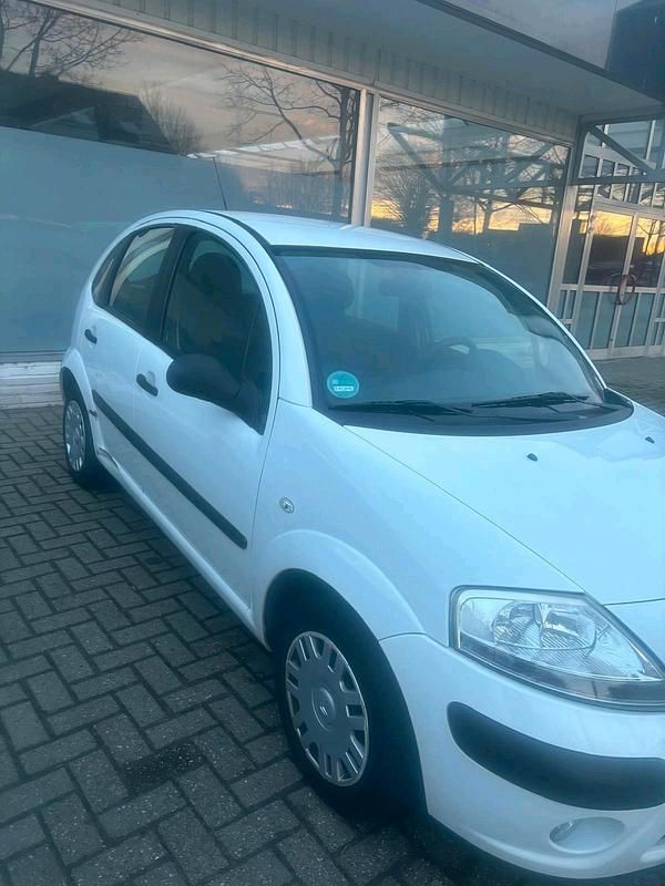 Gebraucht Citroën C3 2008 Weiß Kleinwagen
