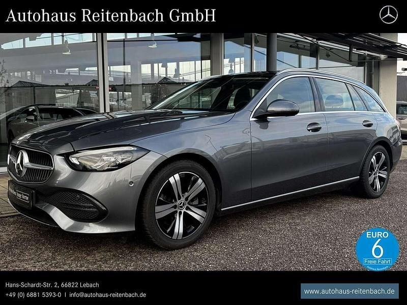 Lack selenitgrau Gebraucht 2022 Mercedes C200 Avantgarde Kombi | 32.749 € (Fairer Preis) - Bild 1/4