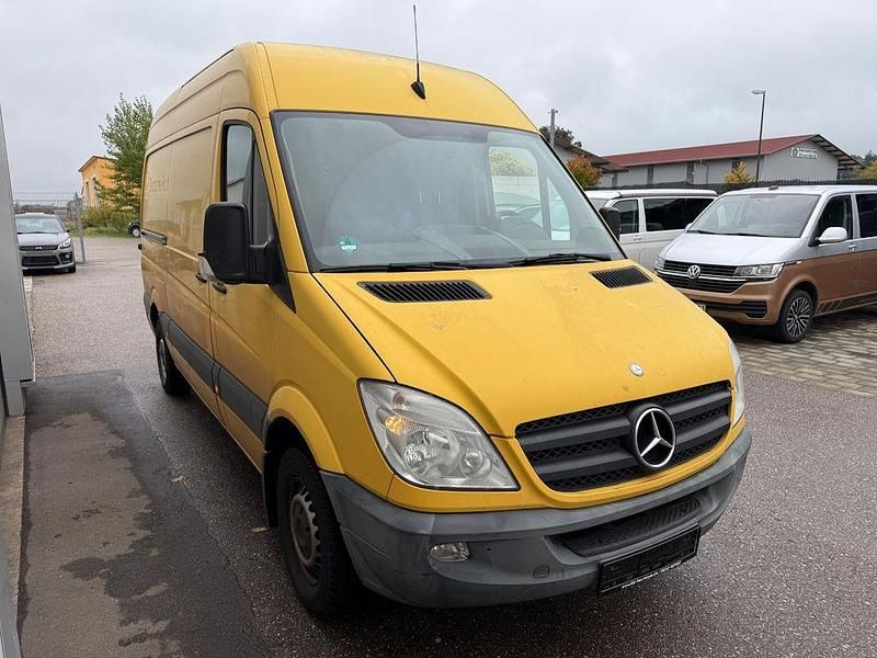 Gelb Gebraucht 2012 Mercedes Sprinter Van | 9.900 € (Guter Preis) - Bild 1/4