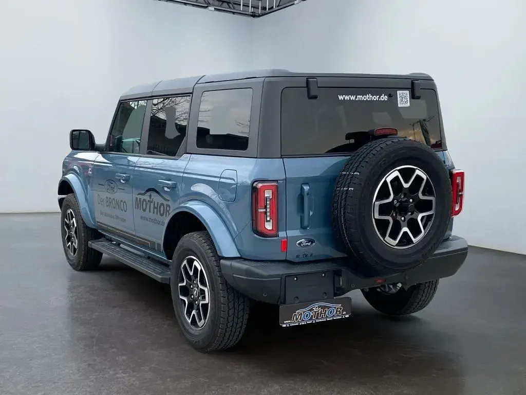 Nowe Ford Bronco Outer Banks 334 KM (245 kW) 2026 Szary SUV