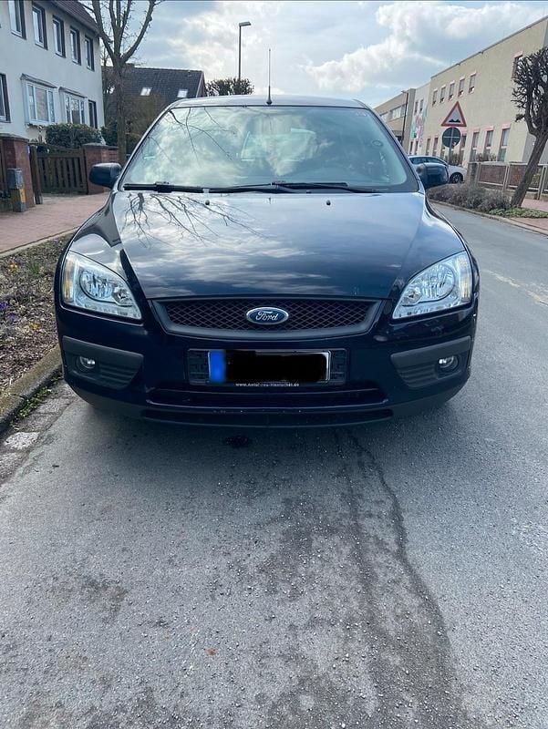 Gebraucht Ford Focus 100 PS (73 kW) 2007 Kombi