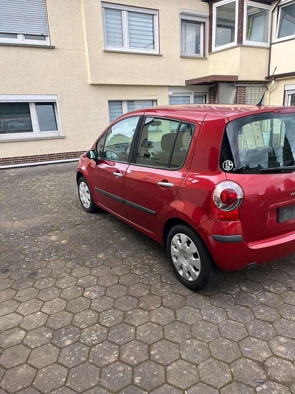 Gebraucht Renault Modus 88 PS (64 kW) 2006 Rot Van / Kleinbus