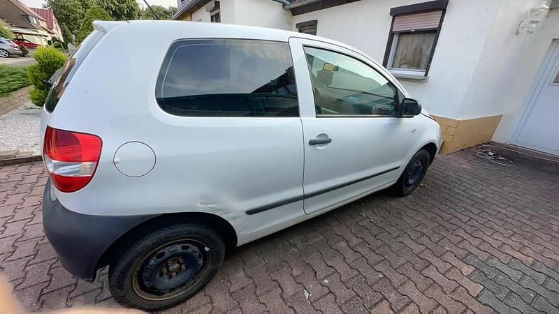Weiß Gebraucht 2008 VW Polo Kleinwagen | 300 € (Superpreis) - Bild 1/4