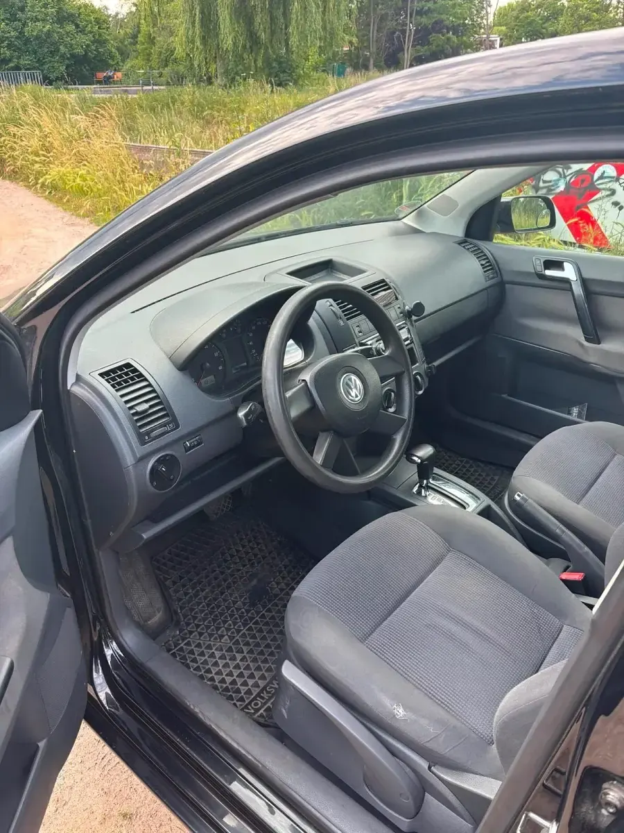 Gebraucht VW Polo 71 PS (52 kW) 2004 Schwarz Kleinwagen