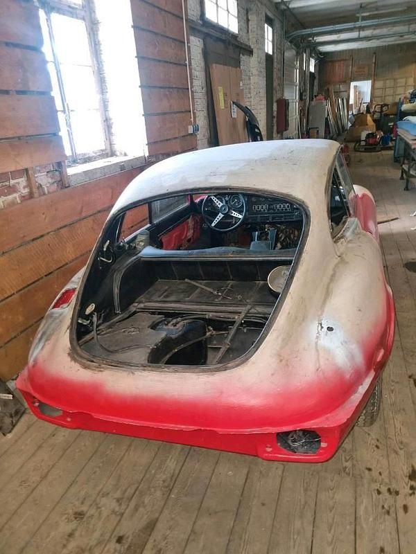 Second-hand Jaguar E-Type 275 CP (202 kW) 1973 Roșu Coupe