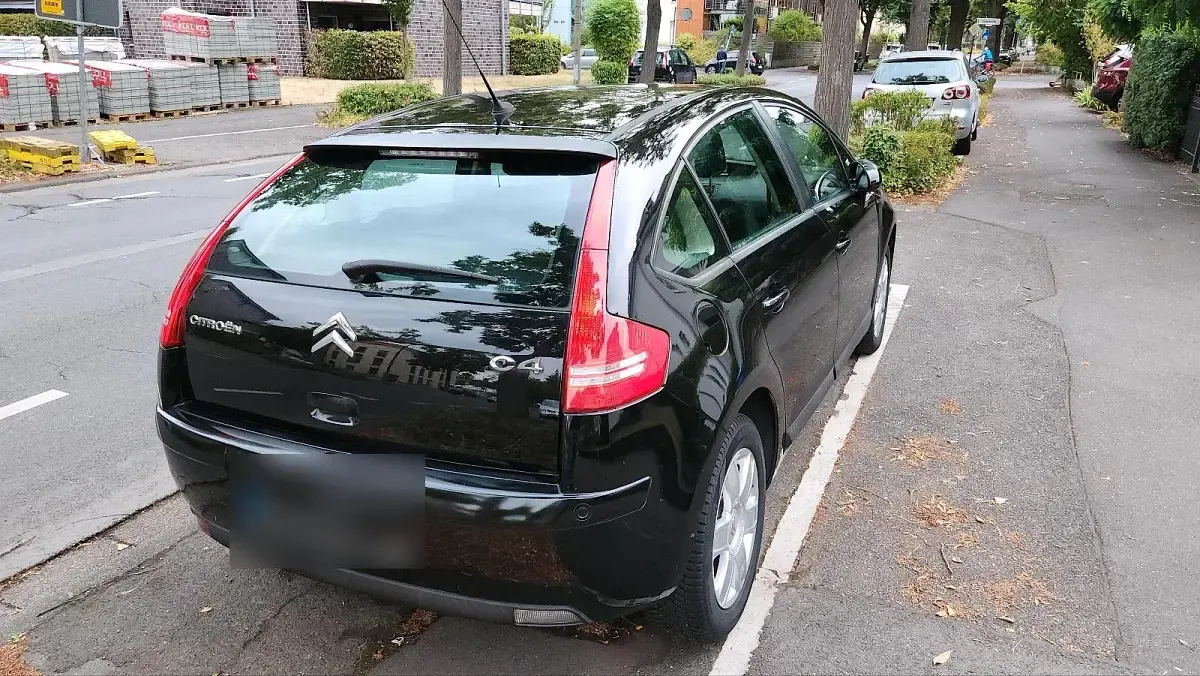 Gebraucht Citroën C4 109 PS (80 kW) 2008 Schwarz Kleinwagen