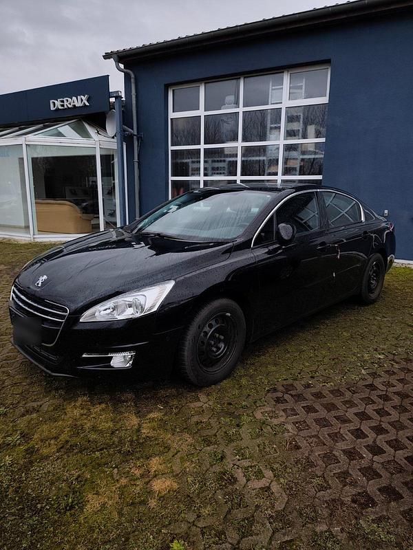 Gebraucht Peugeot 508 Active 156 PS (114 kW) 2012 Schwarz Limousine