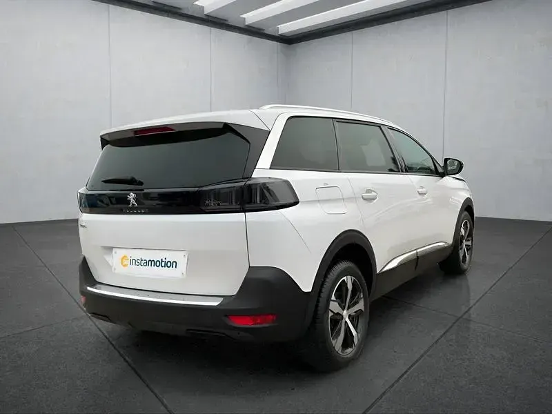Gebraucht Peugeot 5008 131 PS (96 kW) 2024 Weiß SUV