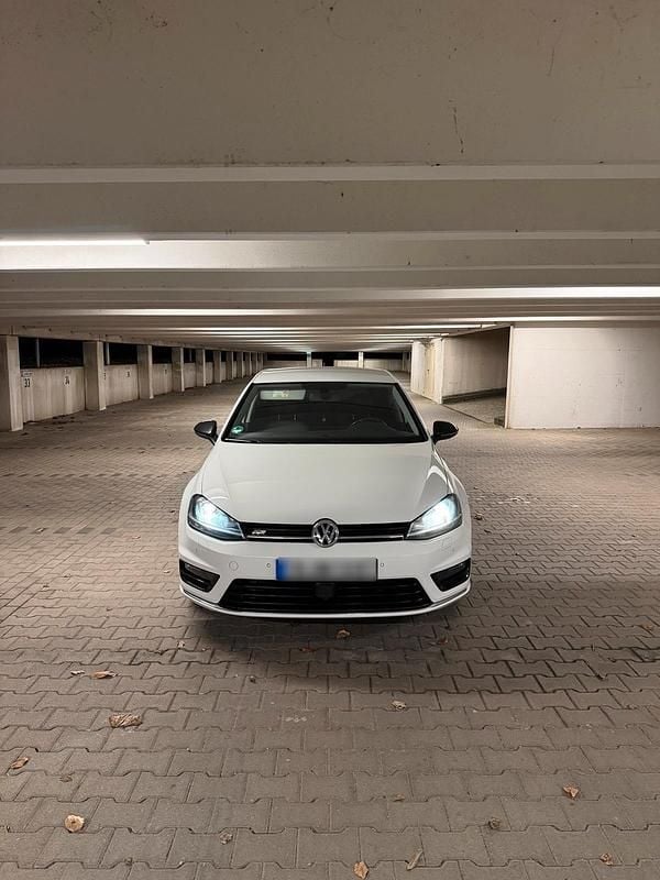 Gebraucht VW Golf VII R 175 PS (128 kW) 2016 Weiß Kleinwagen