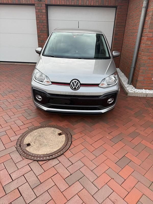 Gebraucht VW up! 60 PS (44 kW) 2018 Silber Kleinwagen