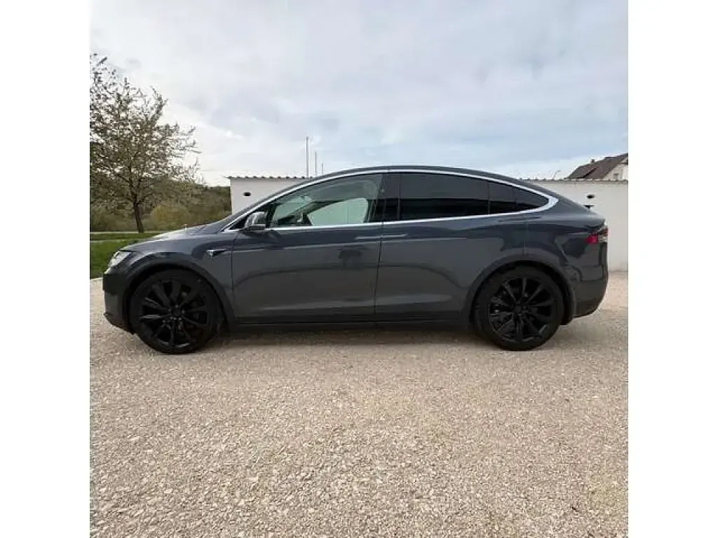 Occasion Tesla Model X 386 kW (525 ch) 2018 Gris SUV
