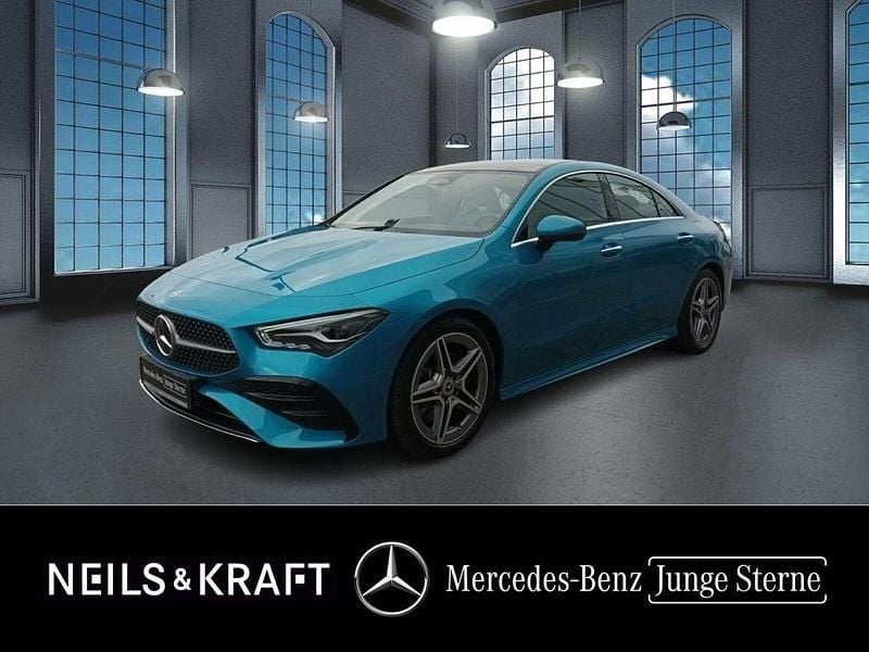 Beryll Gebraucht 2024 Mercedes CLA220 AMG Limousine | 40.550 € (Fairer Preis) - Bild 1/4