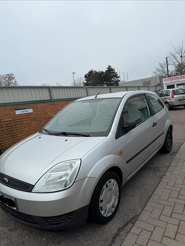 Gebraucht Ford Fiesta 70 PS (51 kW) 2003 Kleinwagen