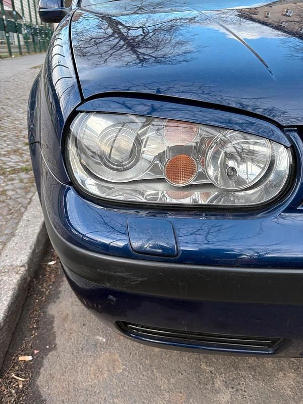 Gebraucht VW Golf IV 101 PS (74 kW) 2002 Blau Kleinwagen