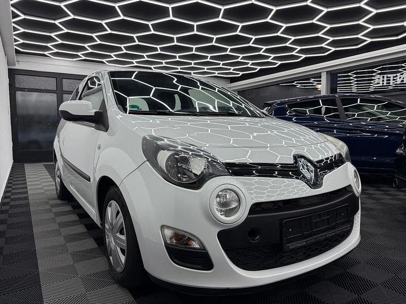 Weiß Gebraucht 2013 Renault Twingo Expression Kleinwagen | 3.790 € (Fairer Preis) - Bild 1/4