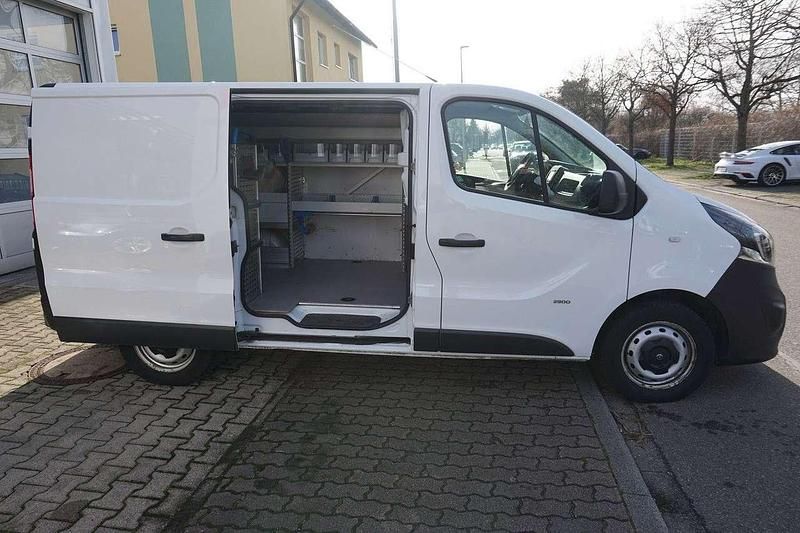 Casablanca/arctic/eis weiss Gebraucht 2018 Opel Vivaro Van | 16.500 € (Guter Preis) - Bild 1/4