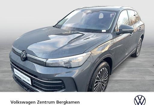 Gebraucht VW Tiguan Life 204 PS (150 kW) 2025 Grau SUV