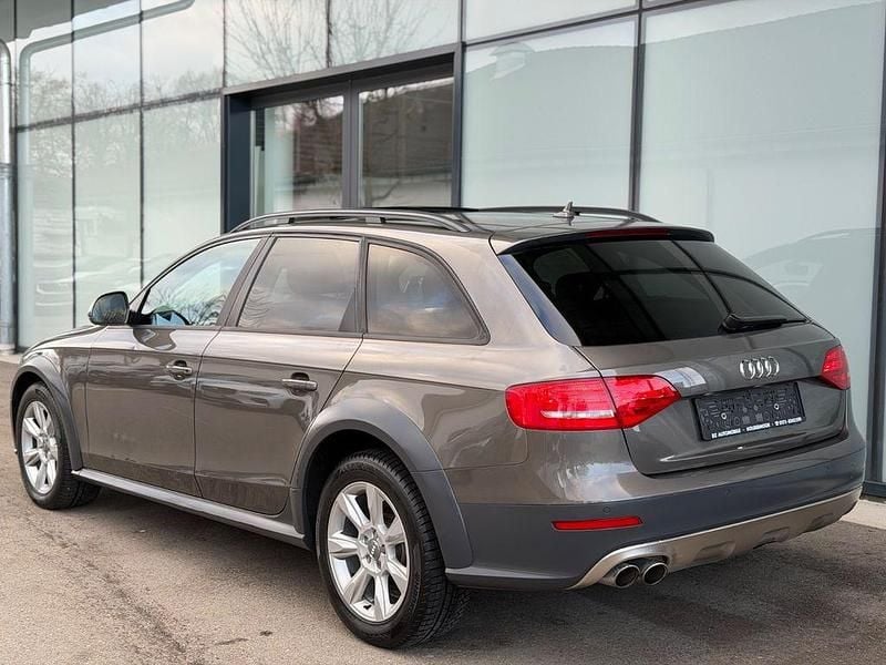 Gebraucht Audi A4 Allroad 143 PS (105 kW) 2012 Grau Kombi