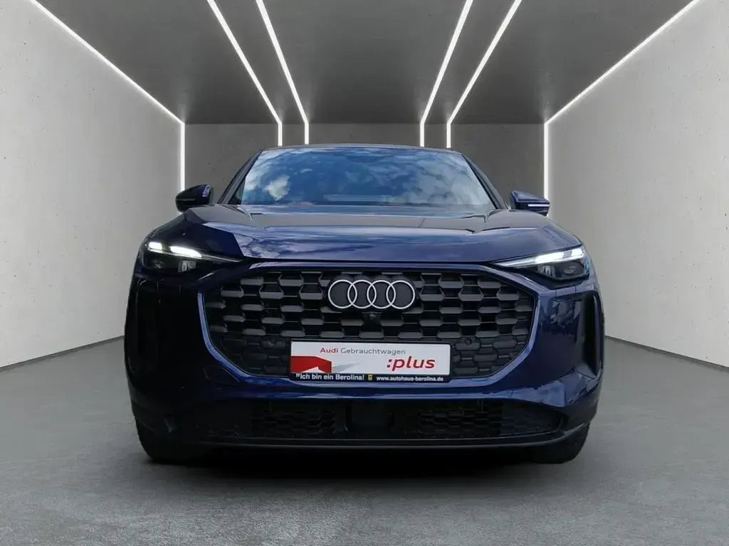 Gebraucht Audi Q5 Ambiente 204 PS (150 kW) 2025 Navarrablau metallic SUV
