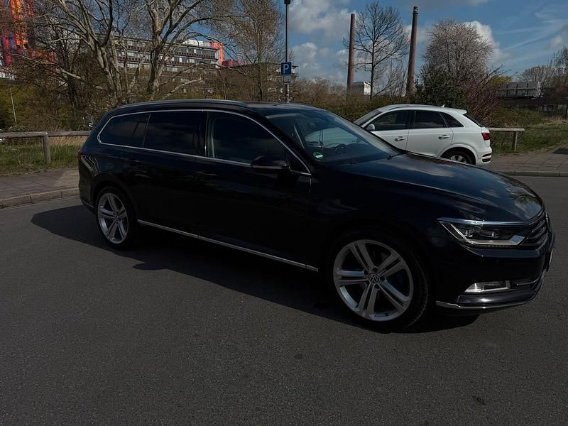 Gebraucht VW Passat Highline 190 PS (139 kW) 2016 Kombi