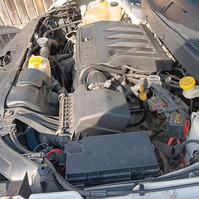 Gebraucht Dodge Journey 170 PS (125 kW) 2009 Weiß SUV