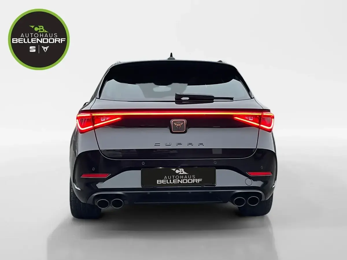 Gebraucht Cupra Leon VZ 310 PS (228 kW) 2024 Mitternachtsschwarz Kombi