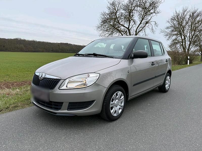 Gebraucht Skoda Fabia 60 PS (44 kW) 2013 Beige Kleinwagen
