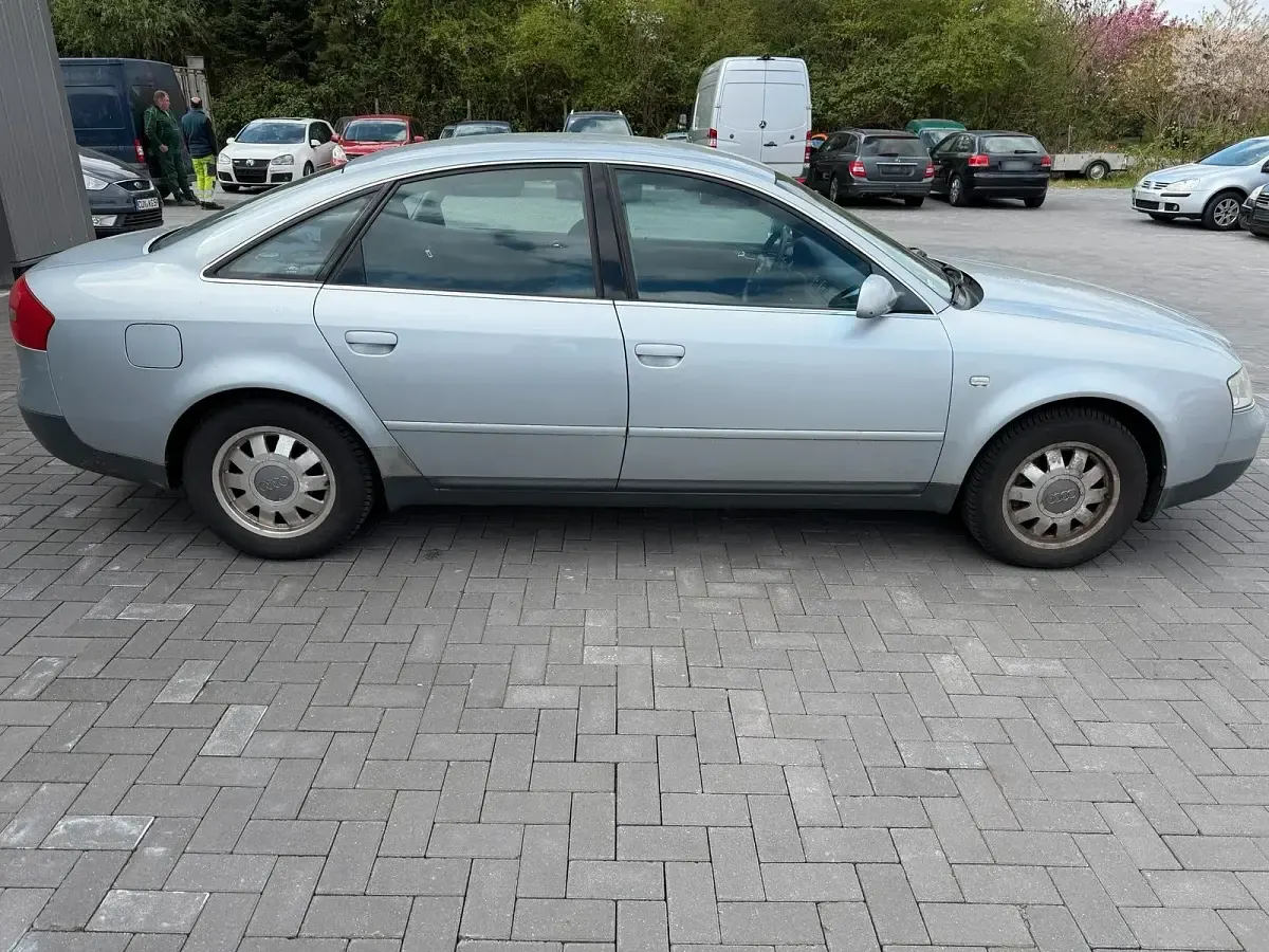 Gebraucht Audi A6 170 PS (125 kW) 2002 Silber Limousine