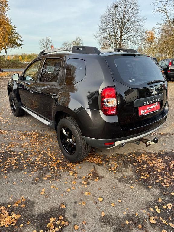 Gebraucht Dacia Duster Lauréate 125 PS (91 kW) 2016 Schwarz SUV