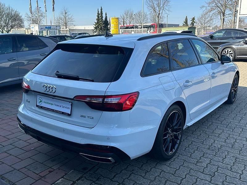 Gebraucht Audi A4 S-Line 163 PS (119 kW) 2022 Weiß Kombi