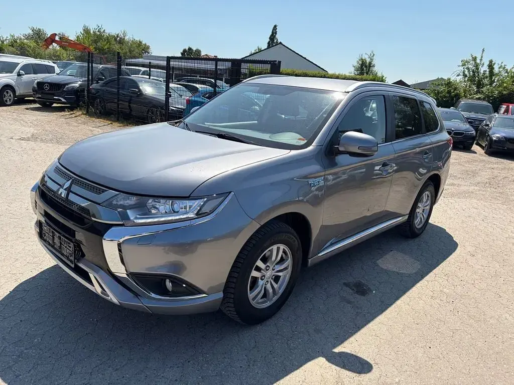 Gebraucht Mitsubishi Outlander P-HEV 224 PS (164 kW) 2020 Grau SUV