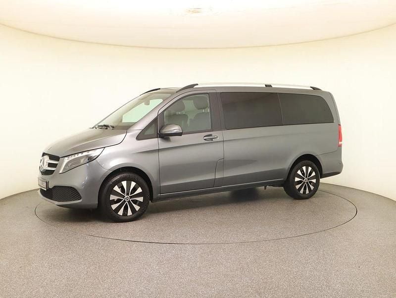 Gebraucht Mercedes V300 Edition 237 PS (174 kW) 2023 Selenitgrau metallic Van / Kleinbus