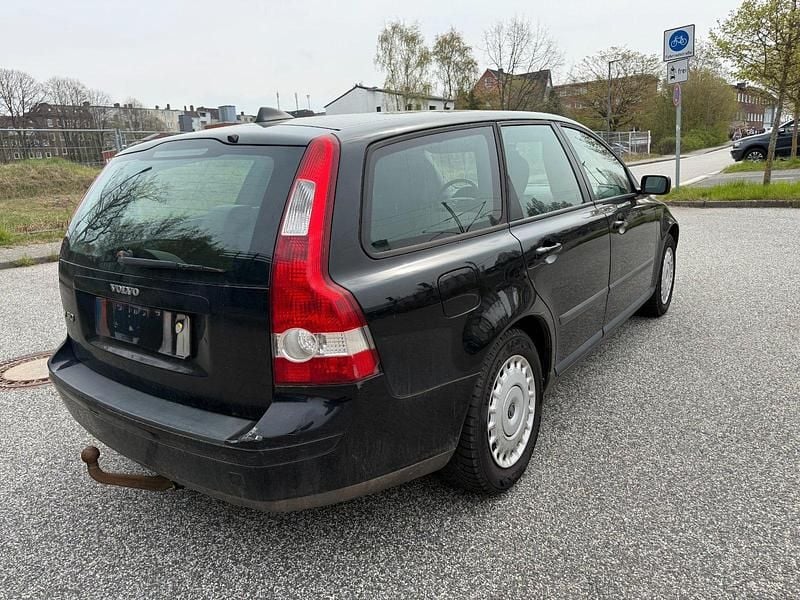 Second-hand Volvo V50 101 CP (74 kW) 2006 Negru Break