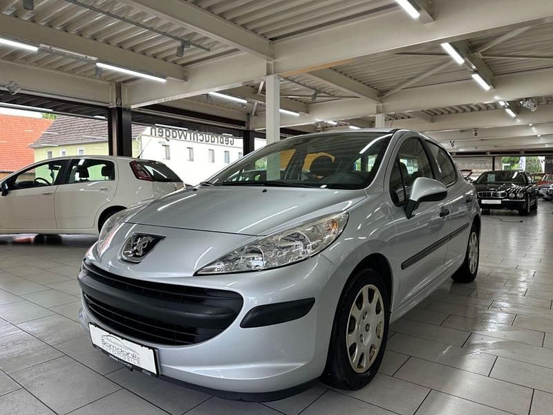 Grau Gebraucht 2007 Peugeot 207 Filou Limousine | 2.650 € (Teuer) - Bild 1/4